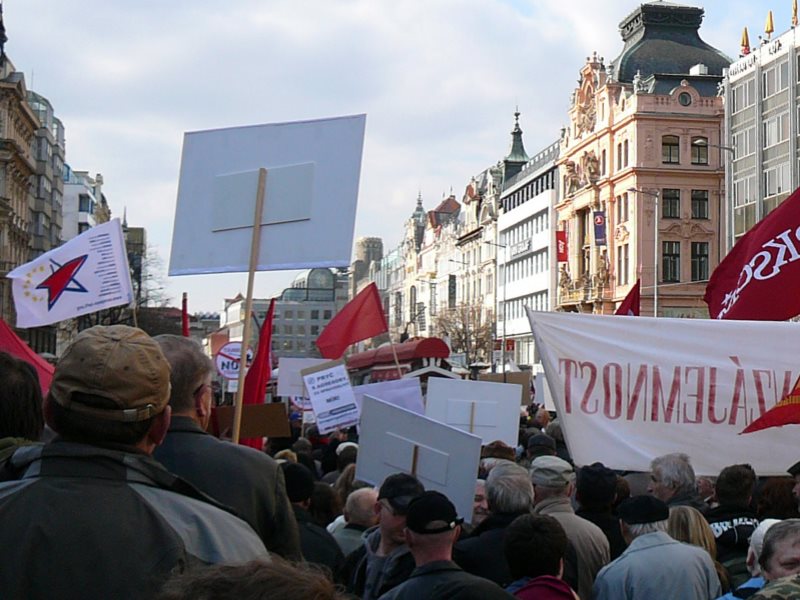 Pohled na protestujc 2